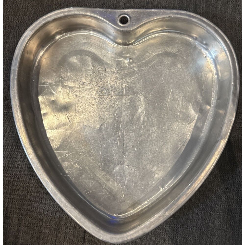 Unbranded Metal Heart Shaped Baking Cake Pan